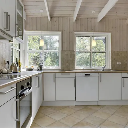 Ferienhaus Henni - 2-5km From The Sea By Interhome